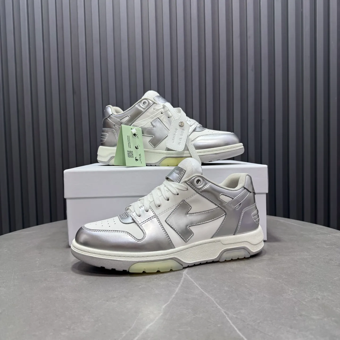 P620 OFF WHITE⚡️Couple model⚡️35-40 women’s model 39-46 men’s model